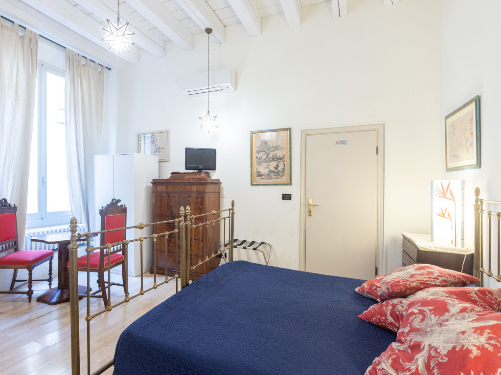 Houseof Del Carro: Marco Polo Room